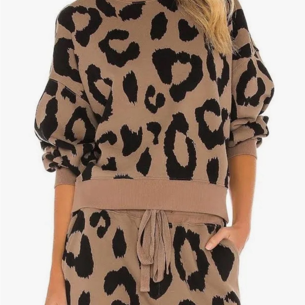 LEOPARD SWEAT SET!! so comfortable and trendy!! Worn once!!